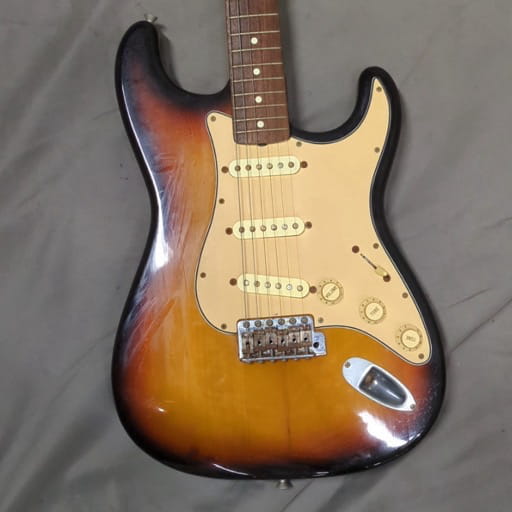 Fender JAPAN フェンダー STRATOCASTER ストラトキャスター エレキギター N072522 弦楽器