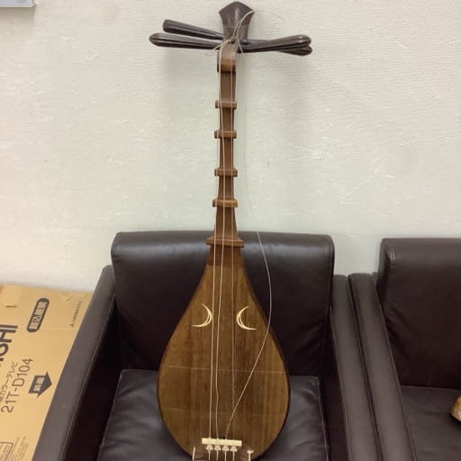 琵琶 和楽器 詳細不明 高さ約80cm